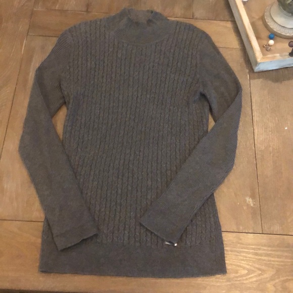 Calvin Klein Sweaters - Calvin Klein small mock turtleneck